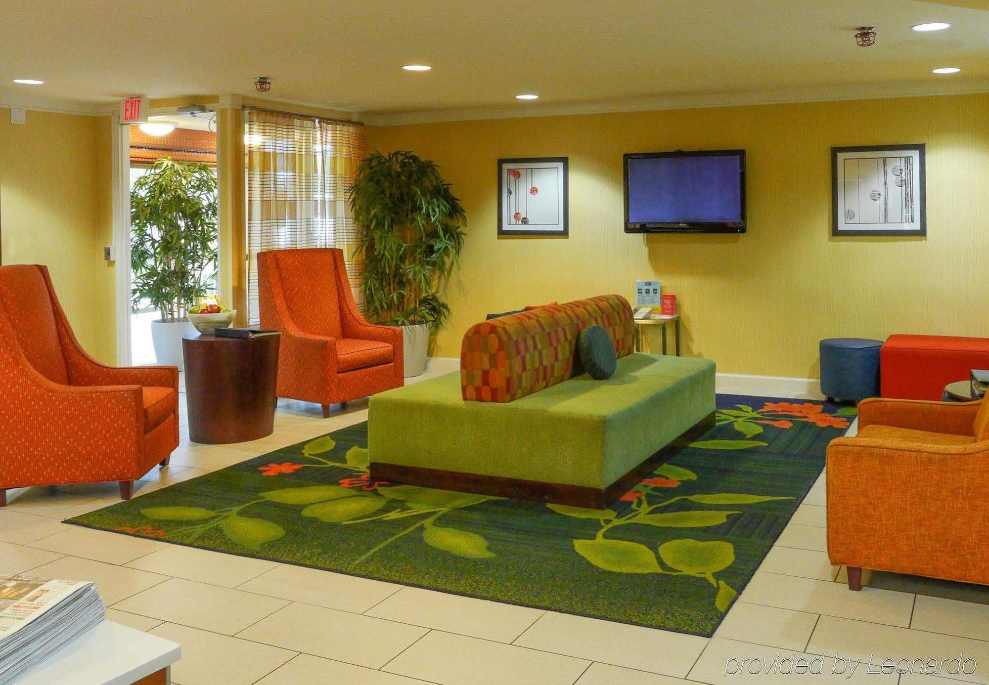 Quality Inn Fayetteville Near Fort Bragg Buitenkant foto