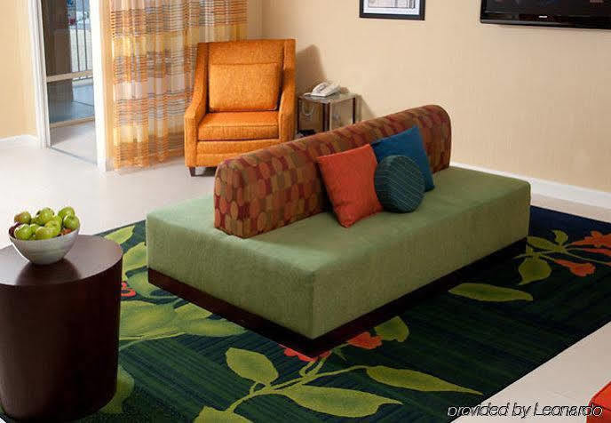 Quality Inn Fayetteville Near Fort Bragg Buitenkant foto